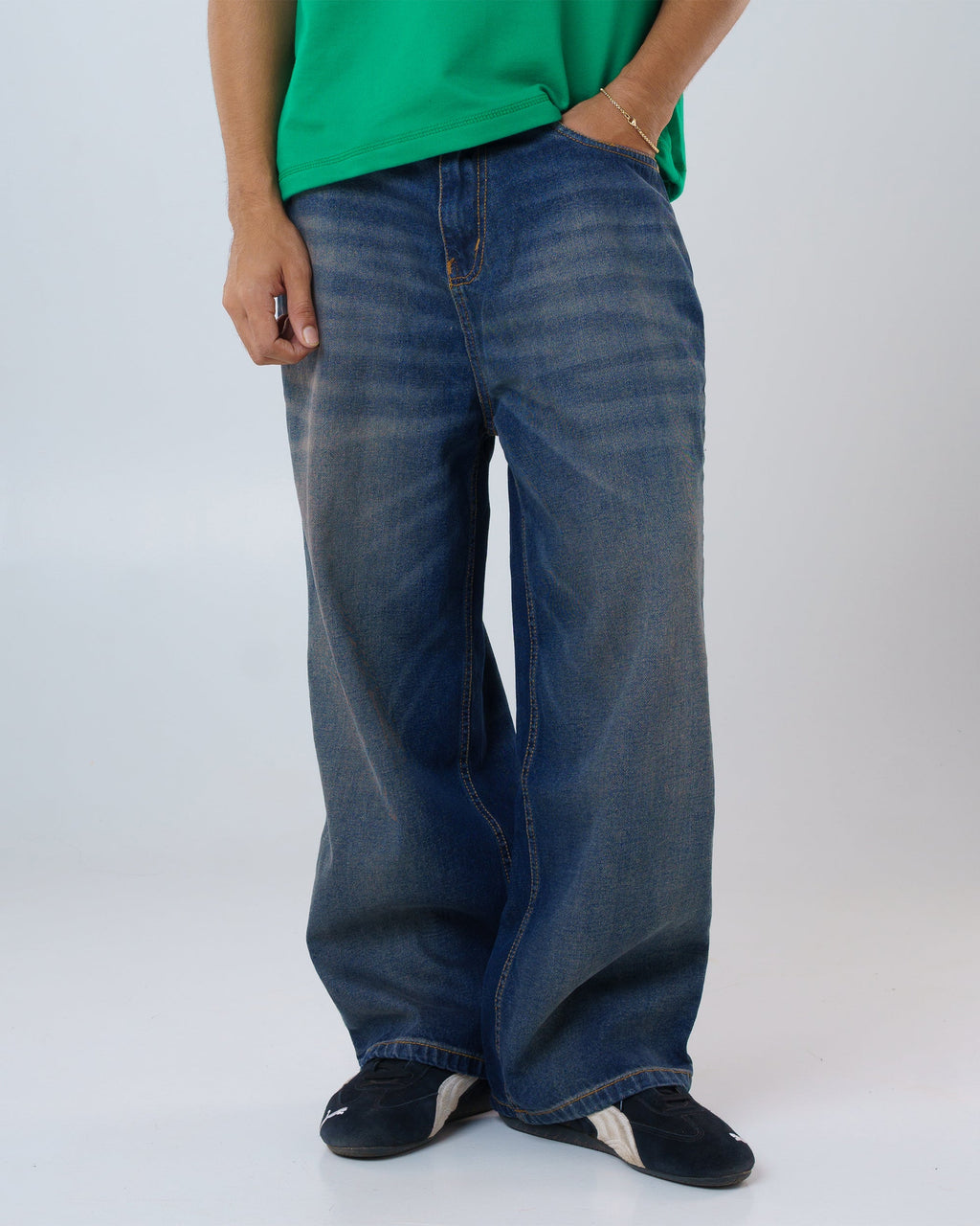 2 BAGGY JEANS + 3 T'SHIRT COMBO PACK 🖇️