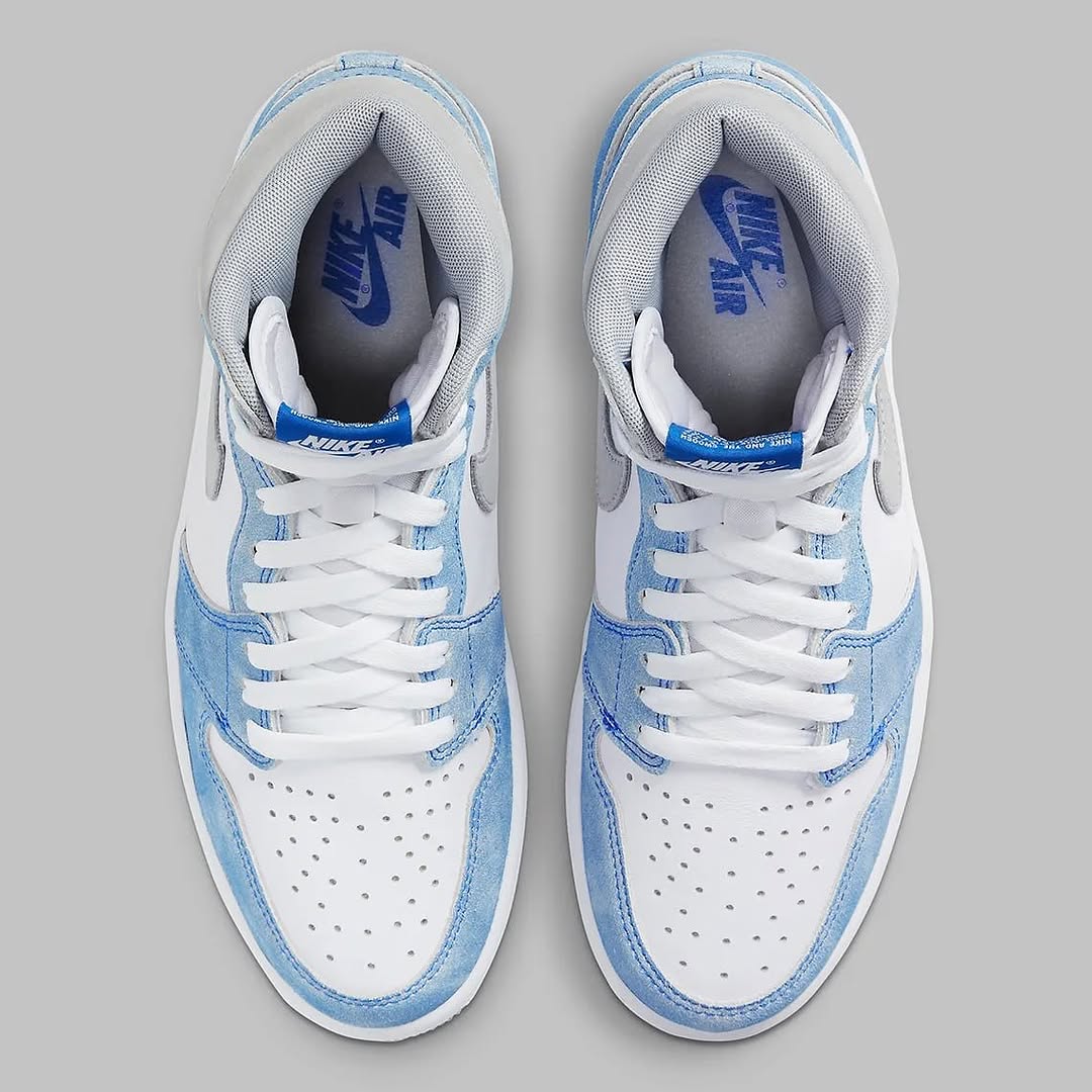 Nike Air Jordan 1 High Hyper Royal